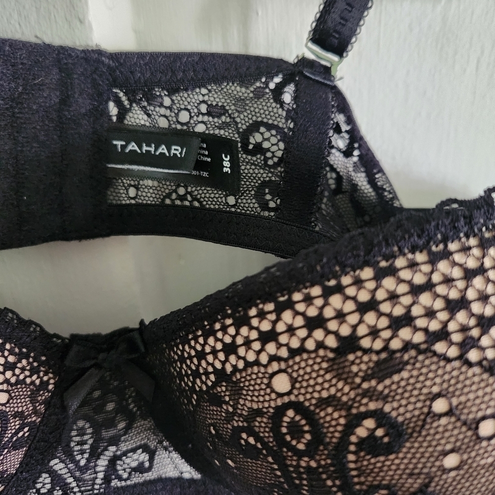 Tahari Black/Nude Lace Pushup Braâ38C - Picture 4 of 6